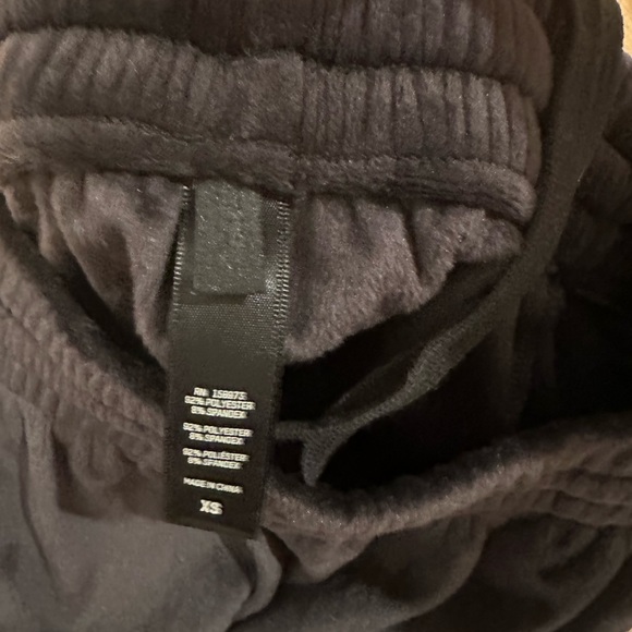 NWOT SKIMS VELOUR OVERSIZED JOGGER | SOOT - Picture 13 of 14